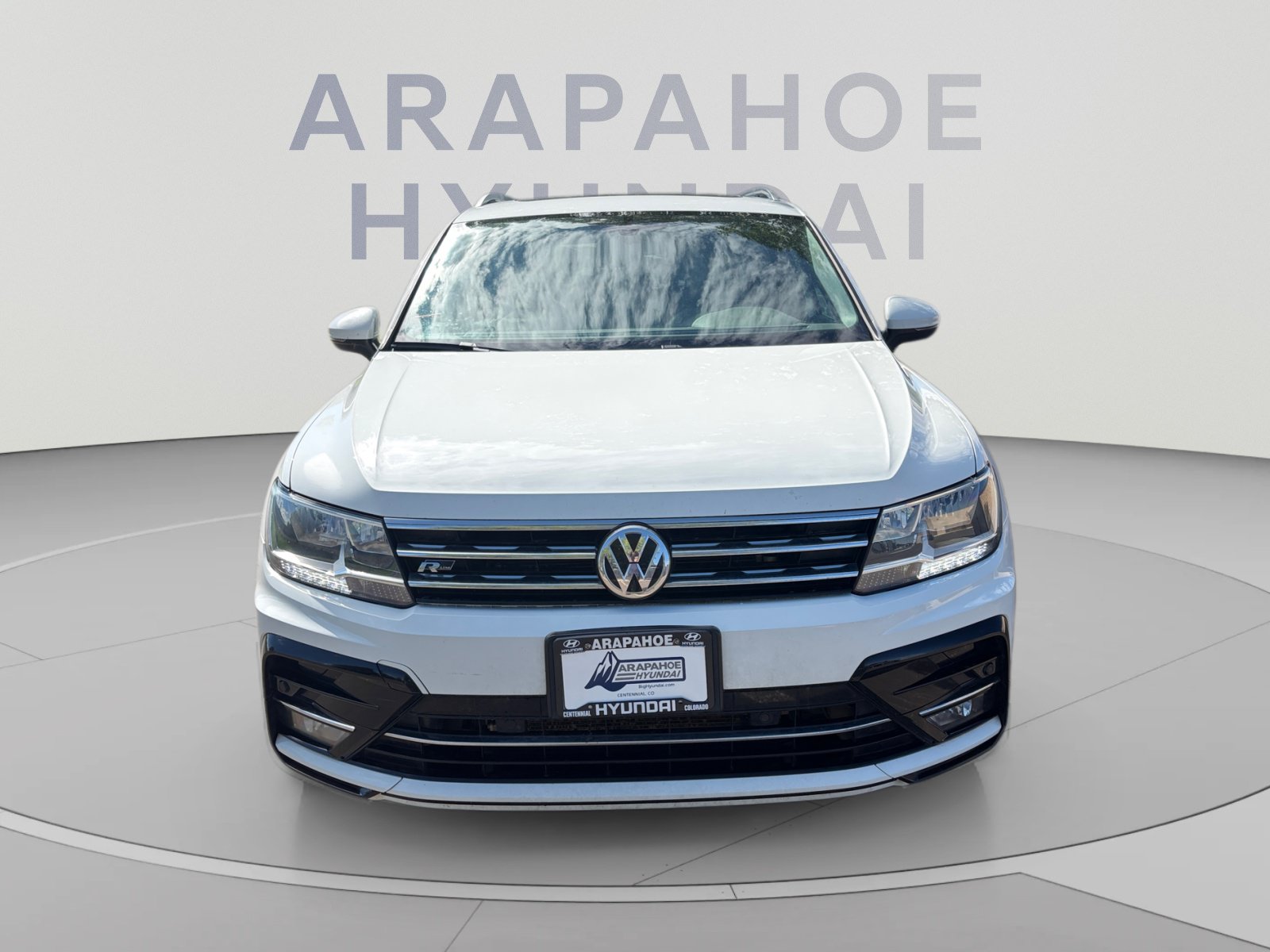 Used 2018 Volkswagen Tiguan SEL w/ R-Line Package AWD/4WD image 8