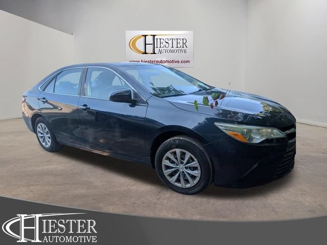 Used 2017 Toyota Camry LE FWD video 1