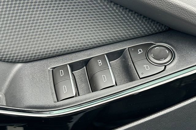 New 2026 Chevrolet Equinox RS image 15