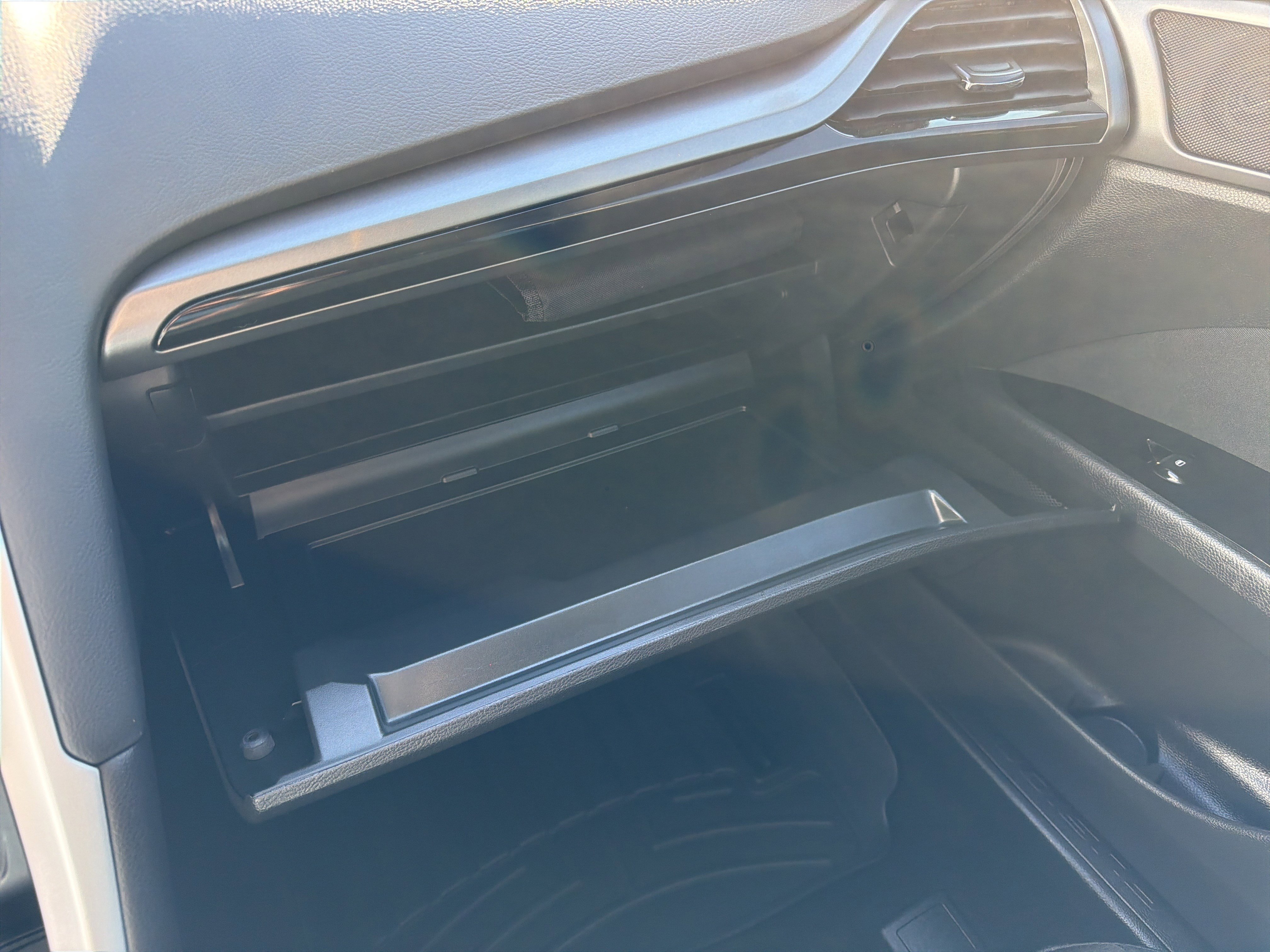 Used 2014 Ford Fusion SE image 24