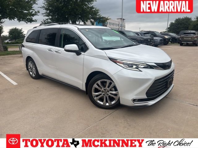 Used 2024 Toyota Sienna Platinum FWD 360° Tour