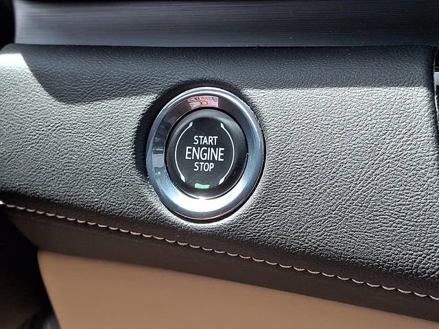 Certified 2023 Cadillac Escalade Premium Luxury image 21