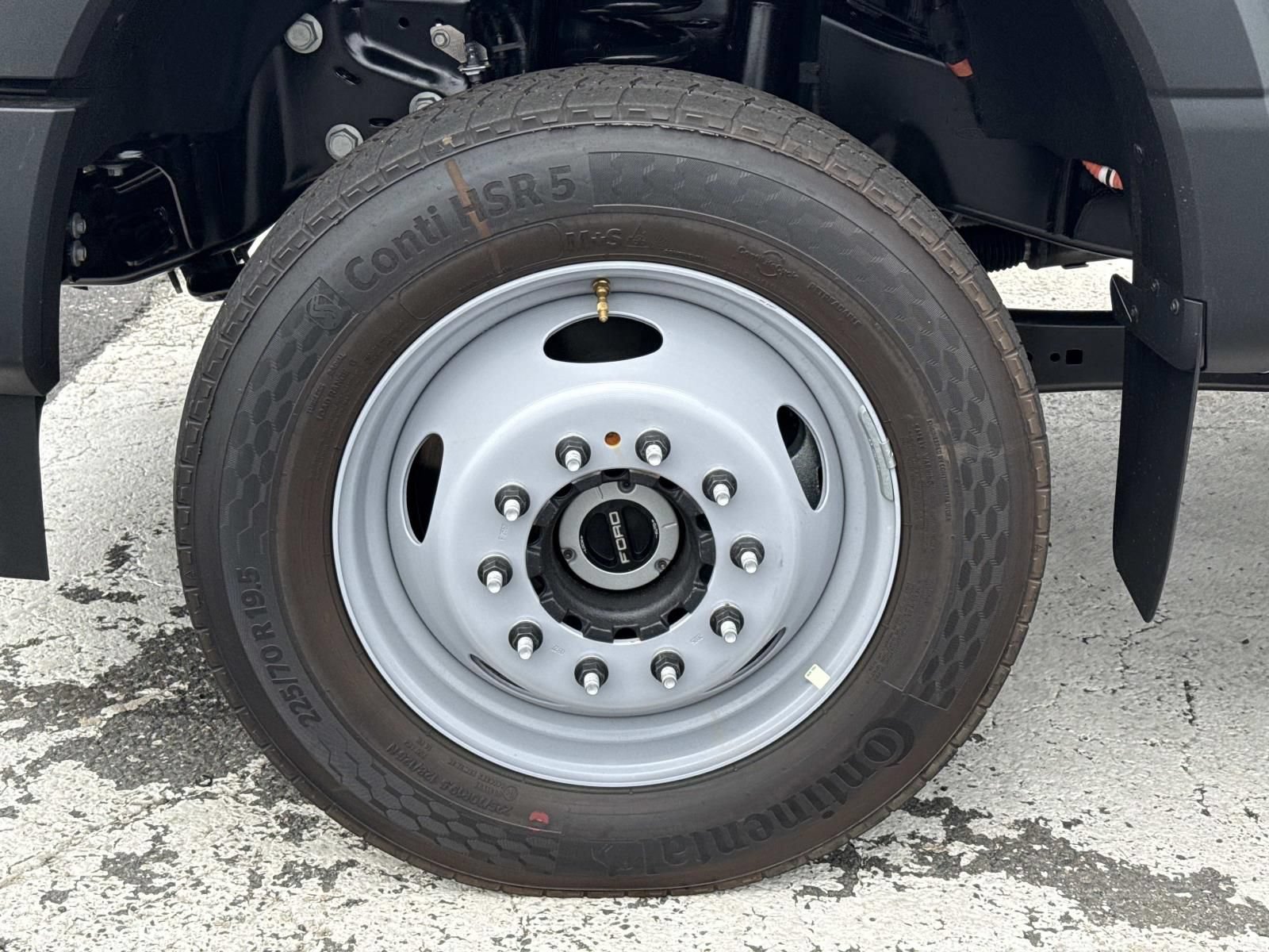 New 2026 Ford F450 XL AWD/4WD image 9