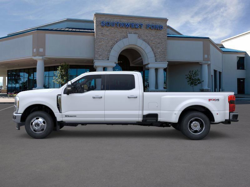 New 2026 Ford F350 King Ranch w/ Chrome Package image 3
