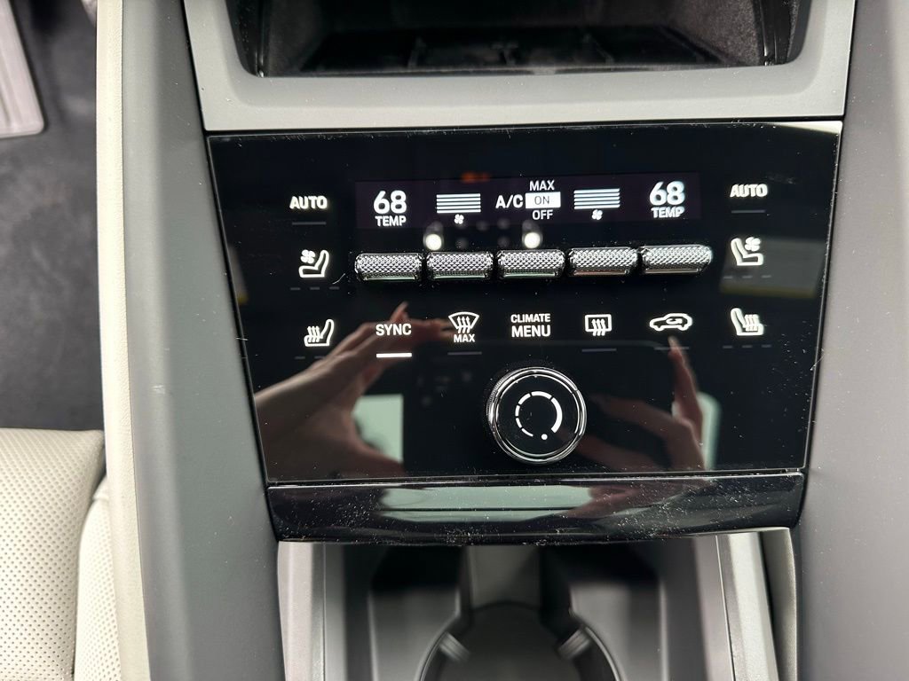 Used 2026 Porsche Macan Electric image 26