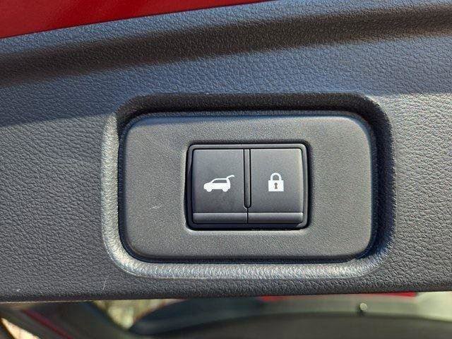 Certified 2025 Nissan Pathfinder SL w/ SL Premium Package image 10