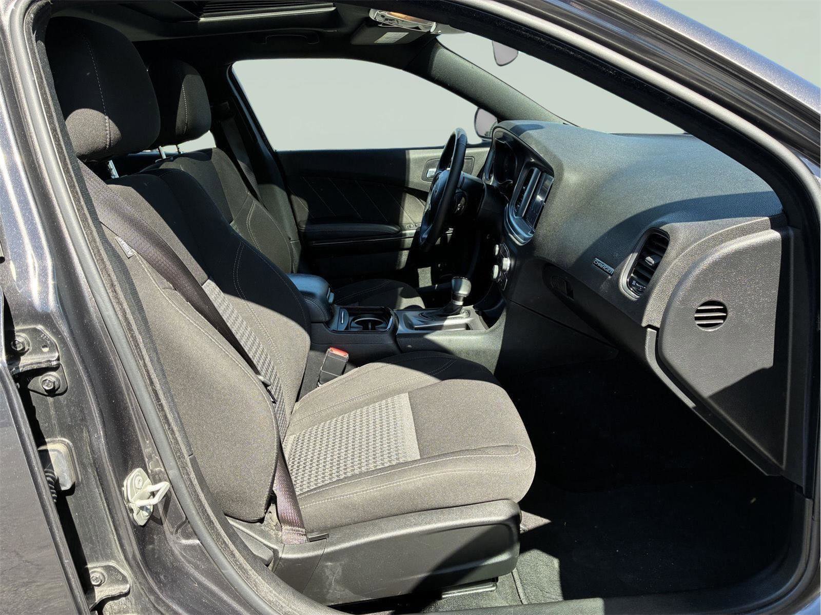 Used 2023 Dodge Charger SXT w/ Blacktop Package AWD/4WD image 13