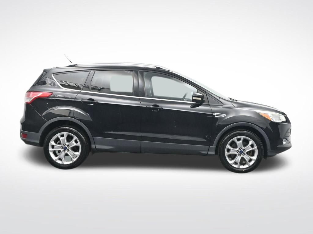 Used 2016 Ford Escape Titanium image 4