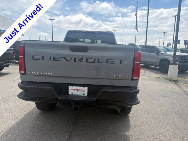 Used 2025 Chevrolet Silverado 2500 ZR2 w/ Technology Package AWD/4WD image 4