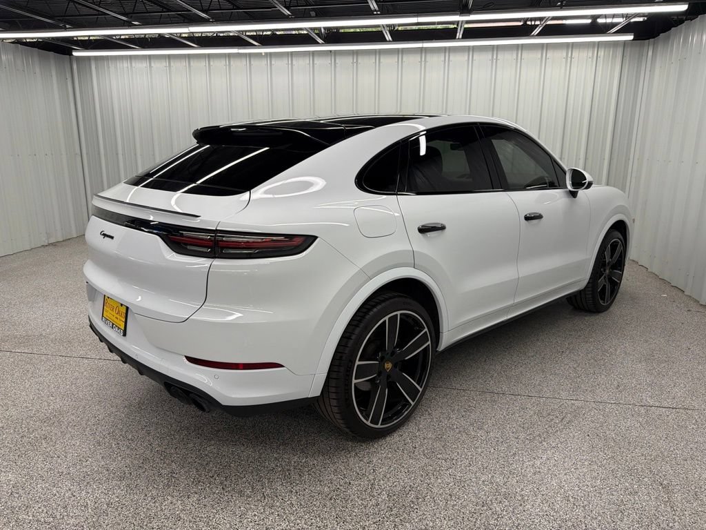 Used 2021 Porsche Cayenne Coupe AWD/4WD image 6