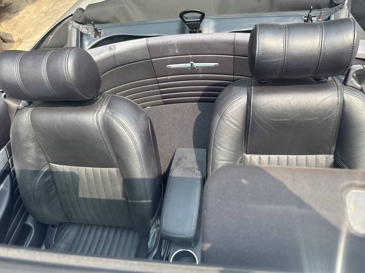 Used 2004 Ford Thunderbird RWD image 25