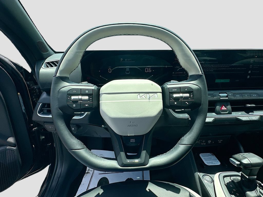 New 2026 Kia K4 GT-Line w/ GT-Line Sunroof Package FWD image 11