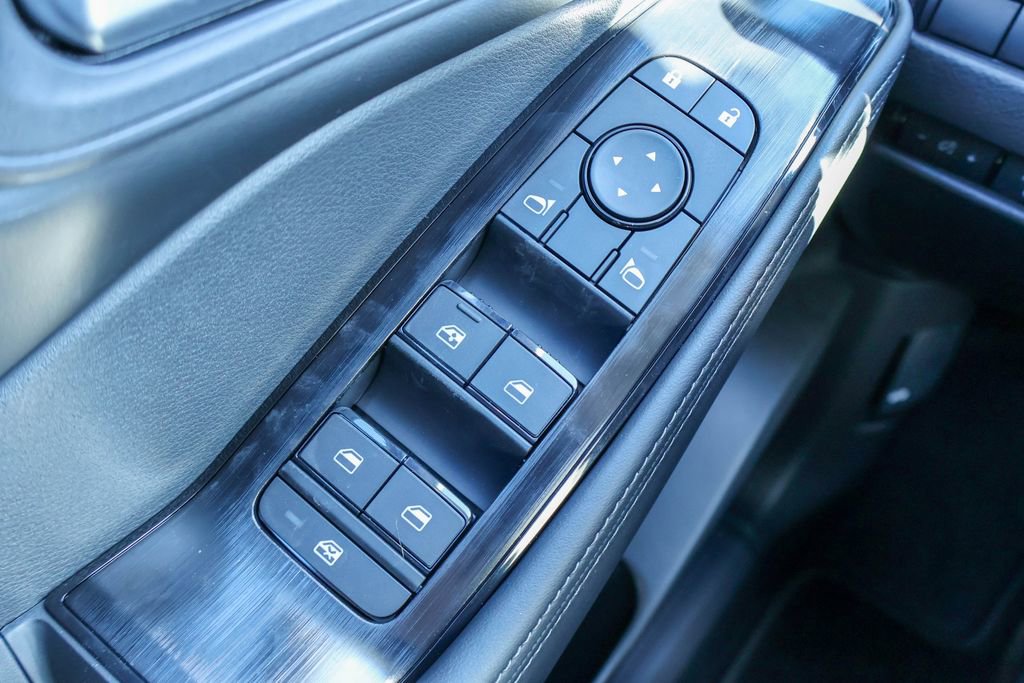 New 2026 Nissan Rogue SV image 14