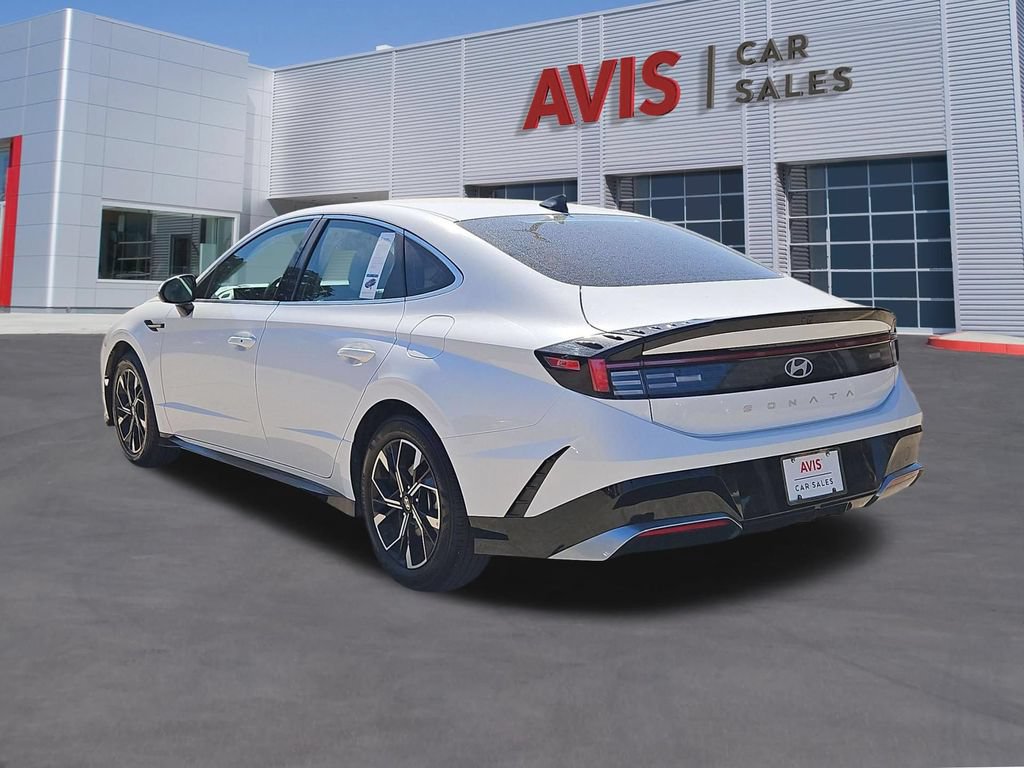 Used 2025 Hyundai Sonata SEL FWD image 9