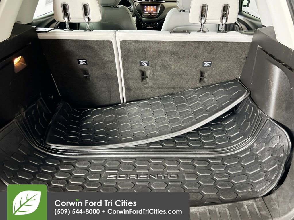 Used 2021 Chevrolet TrailBlazer LS AWD/4WD image 15