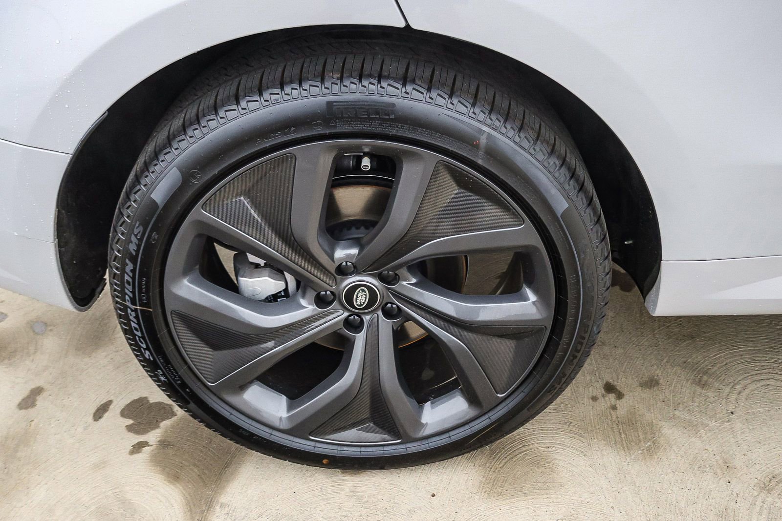 New 2025 Land Rover Range Rover Sport Dynamic SE image 13