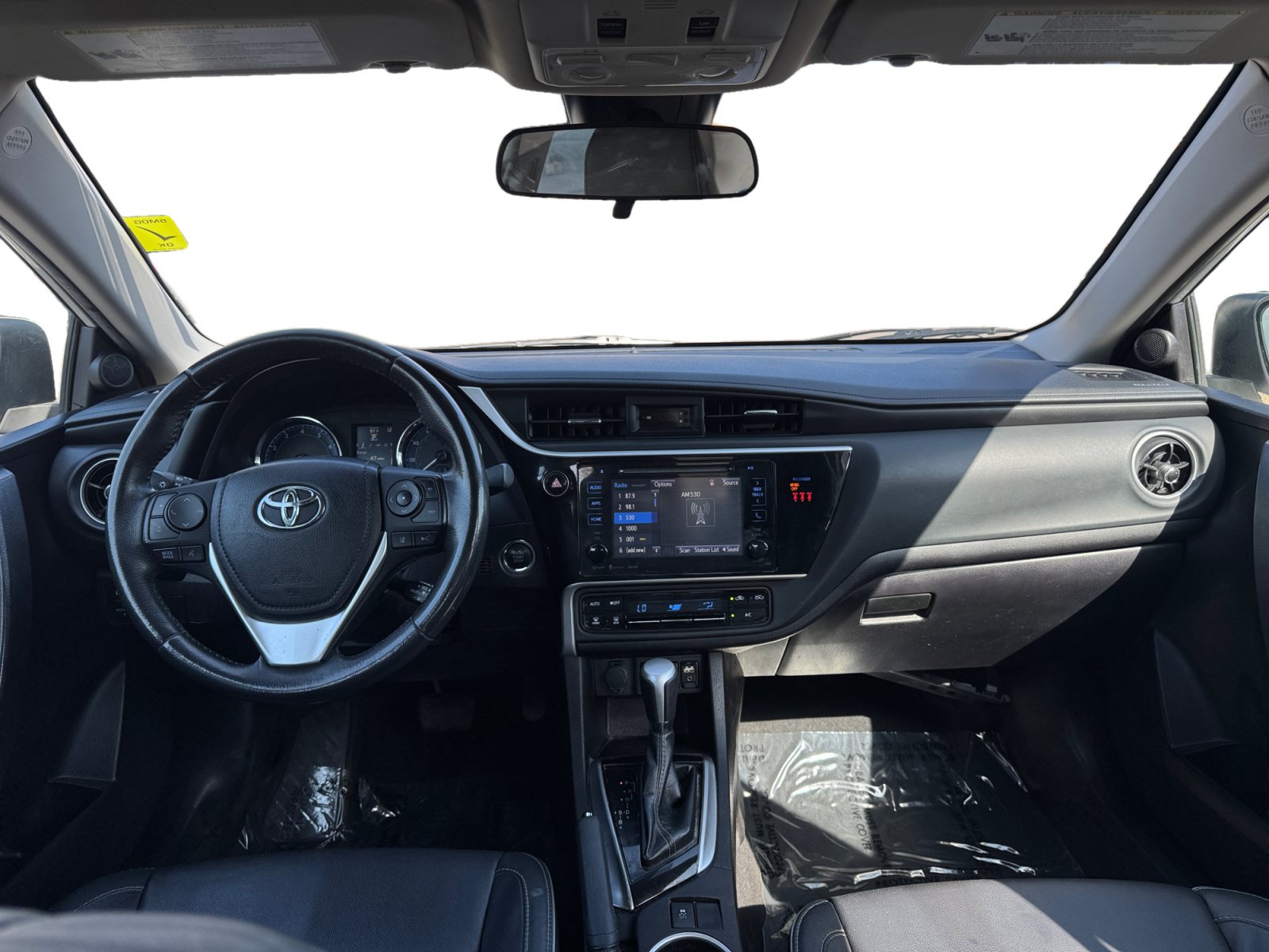 Used 2019 Toyota Corolla XLE w/ Carpet Mat Package (TMS) FWD image 10