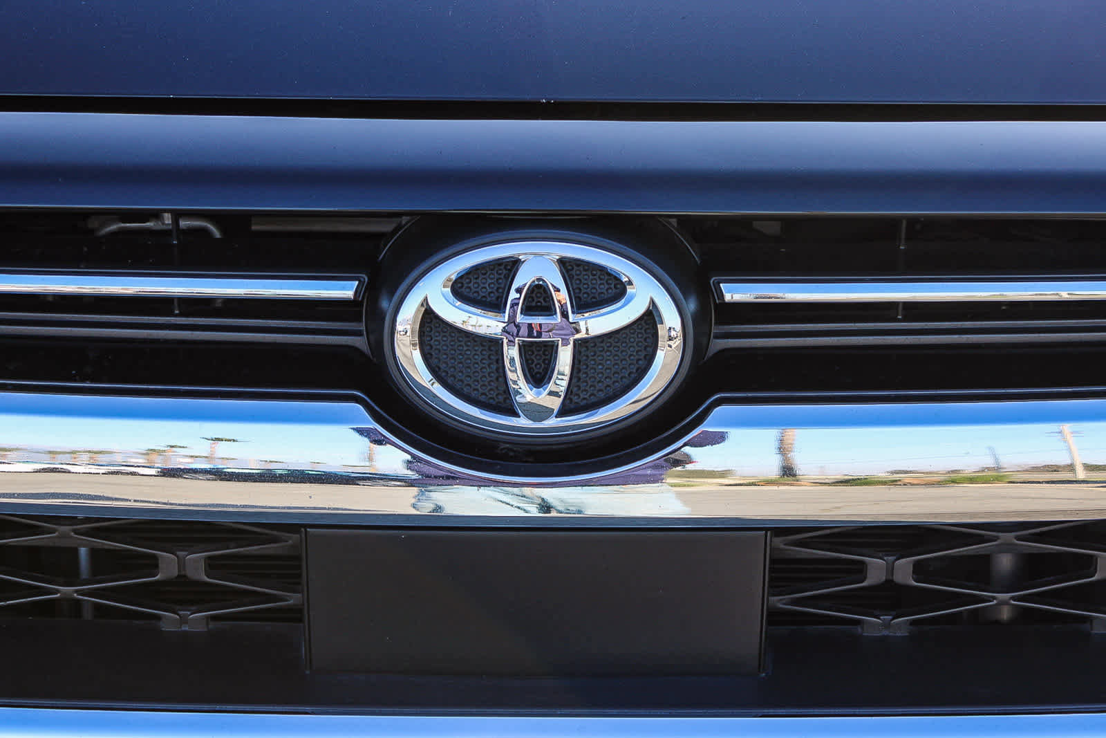 Used 2023 Toyota 4Runner Limited image 11