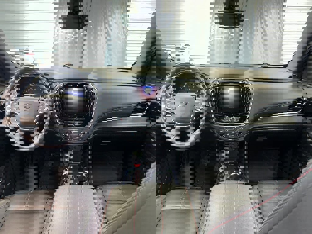 Certified 2022 Chevrolet Traverse RS image 35