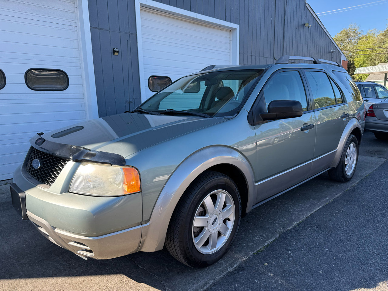 Used 2005 Ford Freestyle SE