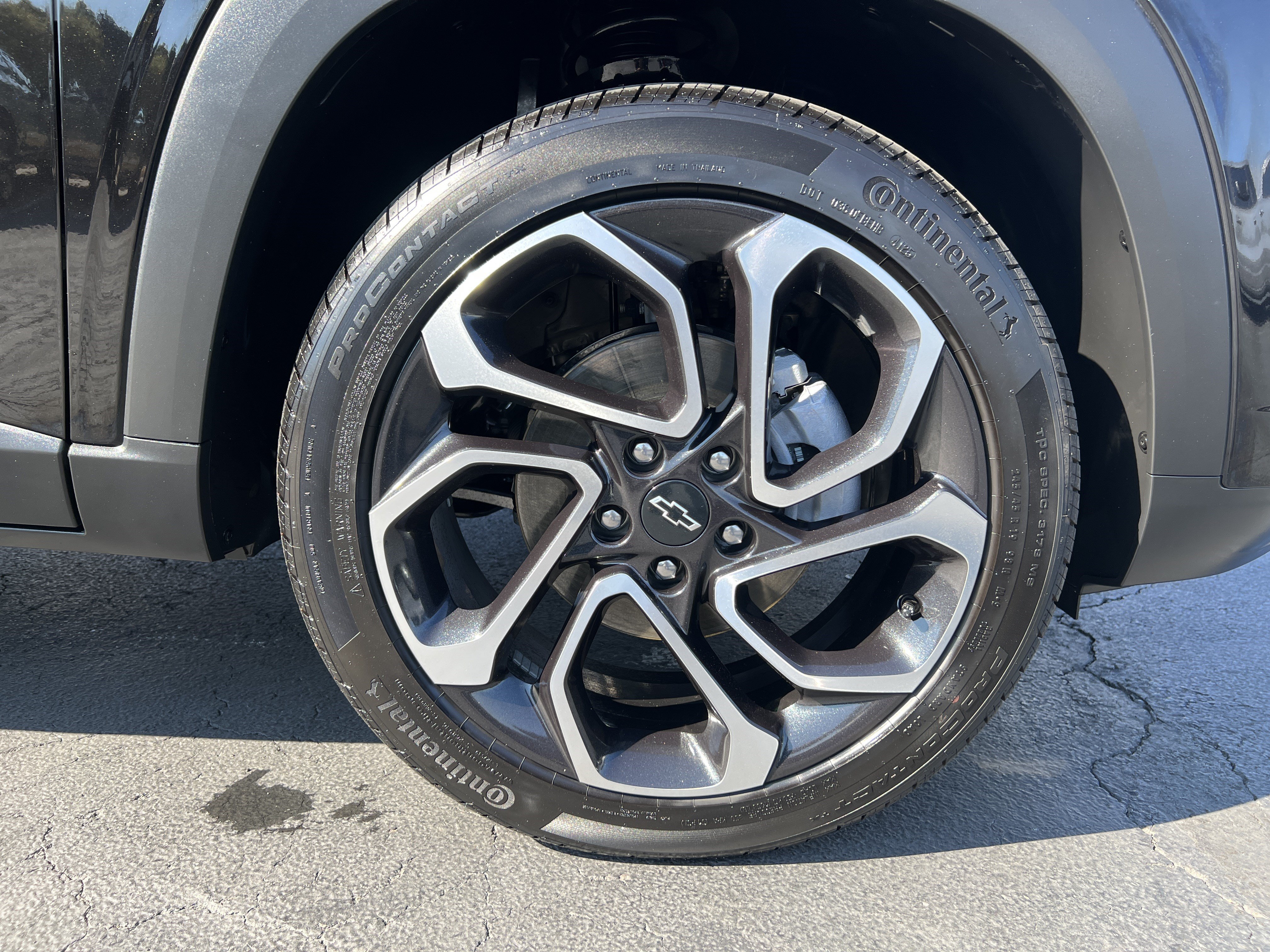 Used 2026 Chevrolet Trax RS FWD image 11
