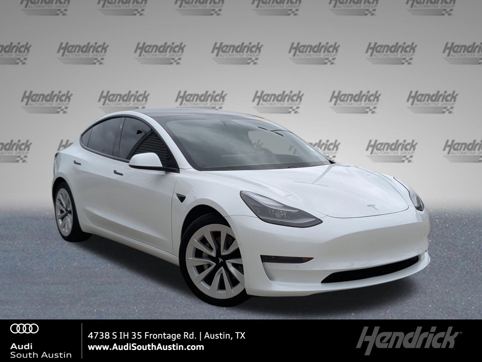 Used 2021 Tesla Model 3 Standard Range Plus image 1