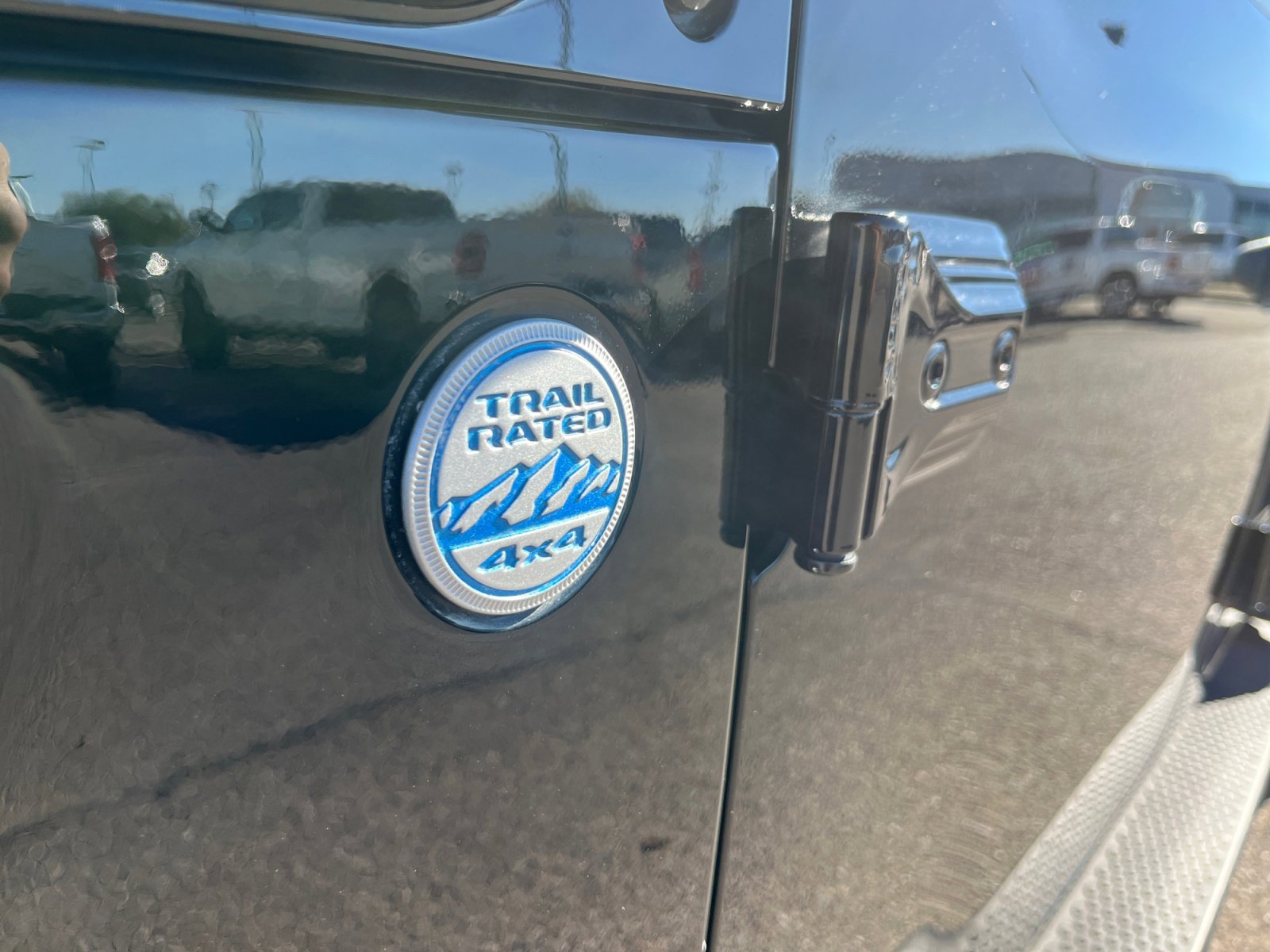 Used 2021 Jeep Wrangler Unlimited Sahara w/ Safety Group image 23