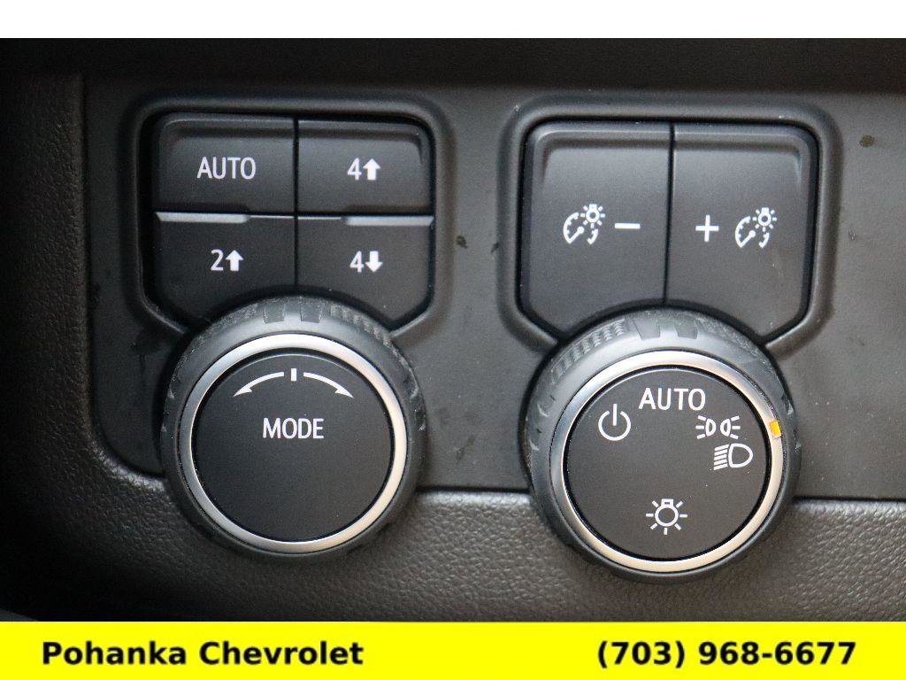 Used 2021 Chevrolet Suburban Z71 image 13