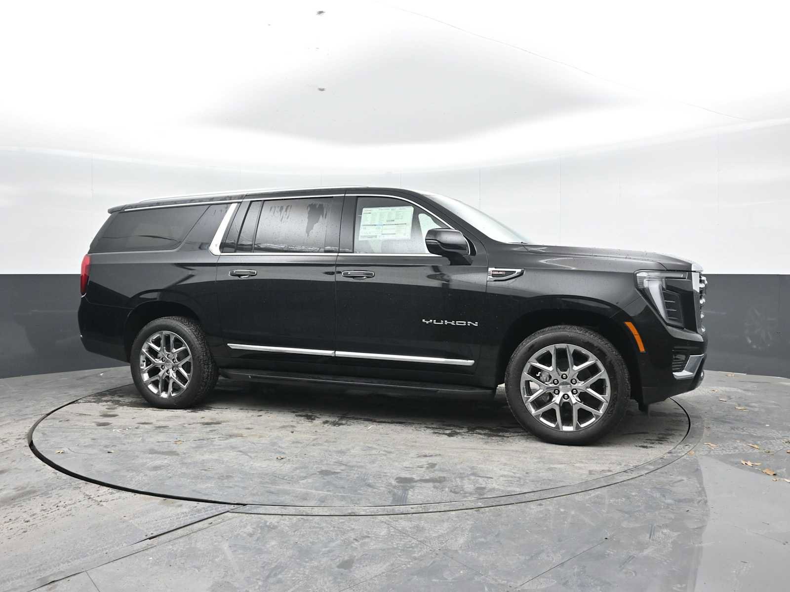New 2026 GMC Yukon XL Elevation image 6