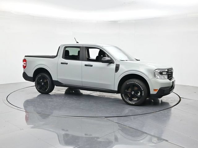 Used 2022 Ford Maverick XL FWD image 3