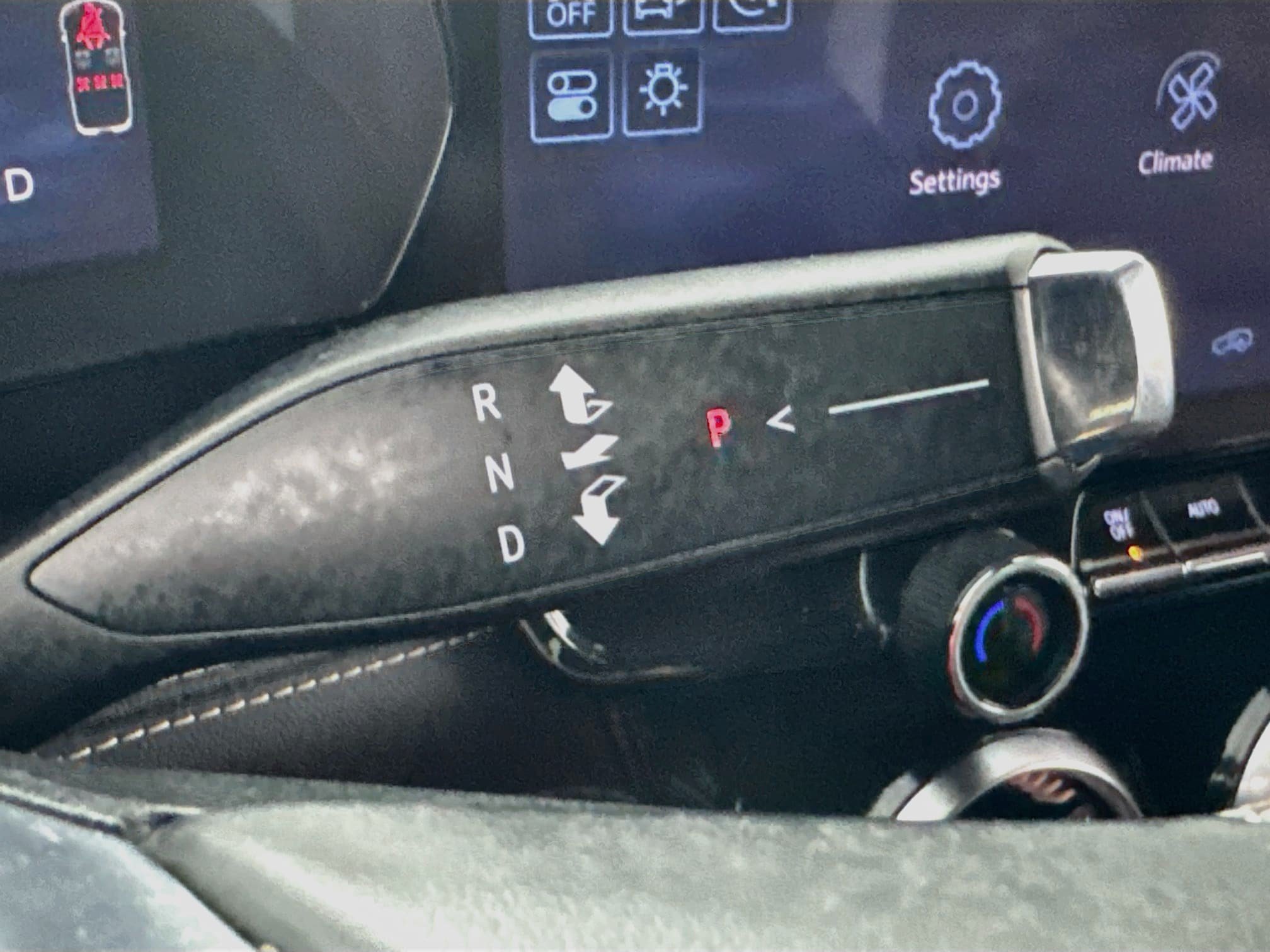 Used 2024 Chevrolet Blazer EV LT AWD/4WD image 19