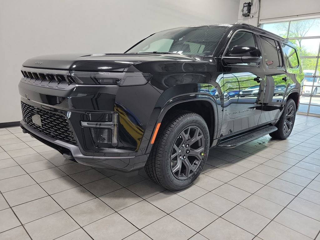 New 2026 Jeep Grand Wagoneer Limited w/ HD Trailer Tow Package AWD/4WD video 3