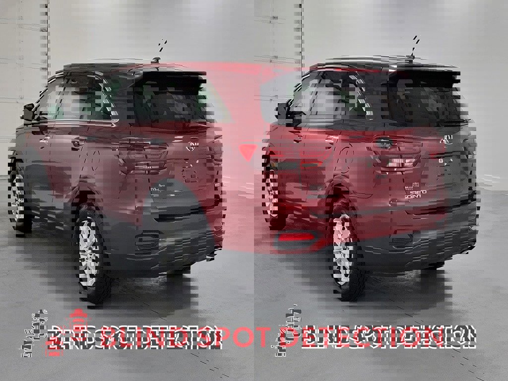 Used 2019 Kia Sorento LX image 7