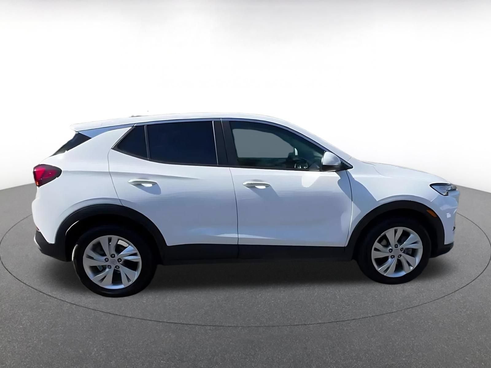 Used 2025 Buick Encore GX Preferred FWD image 16