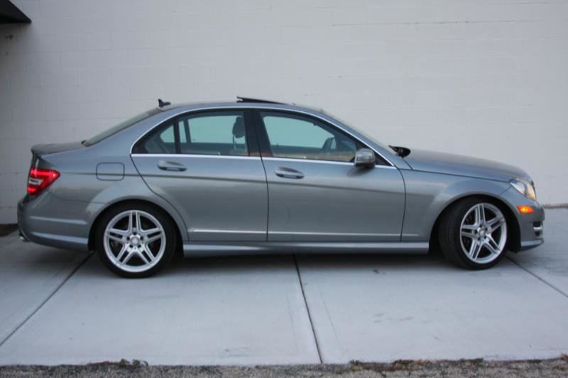 Used 2013 Mercedes-Benz C 300 Sport image 7