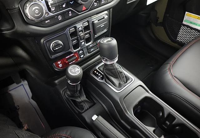 New 2026 Jeep Wrangler Unlimited Rubicon image 15