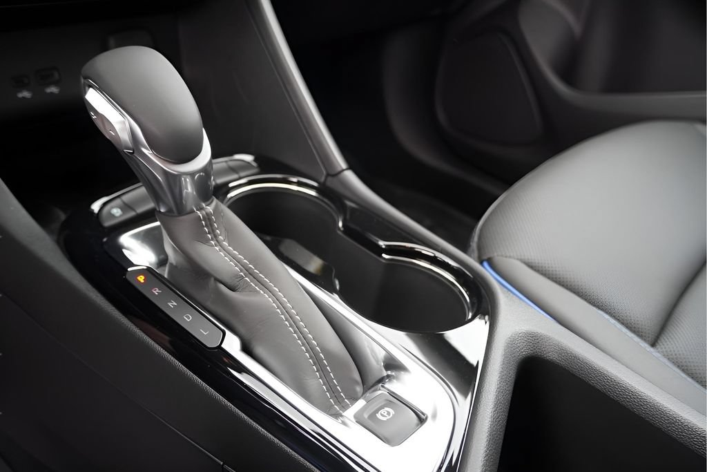New 2026 Buick Encore GX Sport Touring w/ Advanced Technology Package FWD image 16