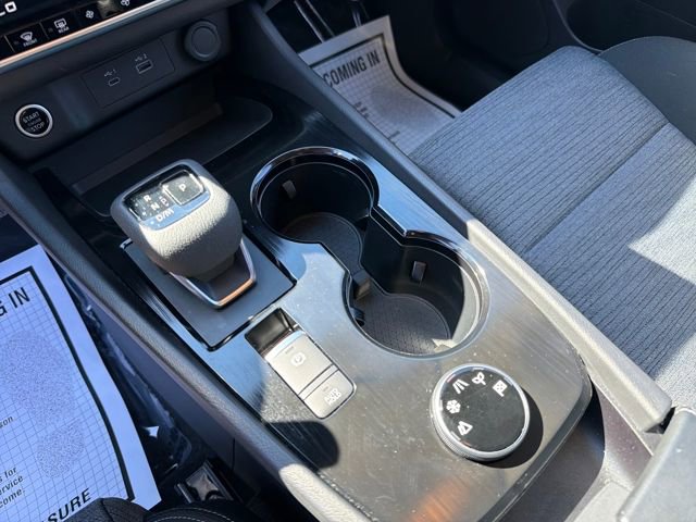 Used 2023 Nissan Rogue SV image 21