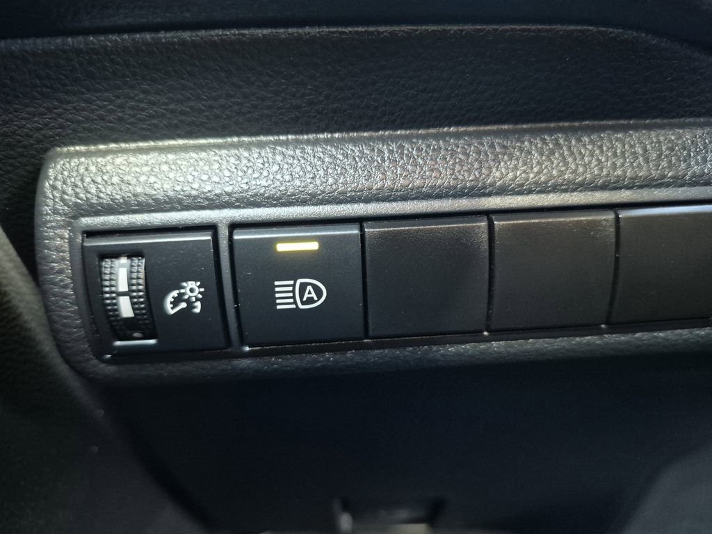 Used 2024 Toyota Corolla LE FWD image 26