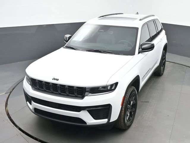 New 2026 Jeep Grand Cherokee Laredo image 38