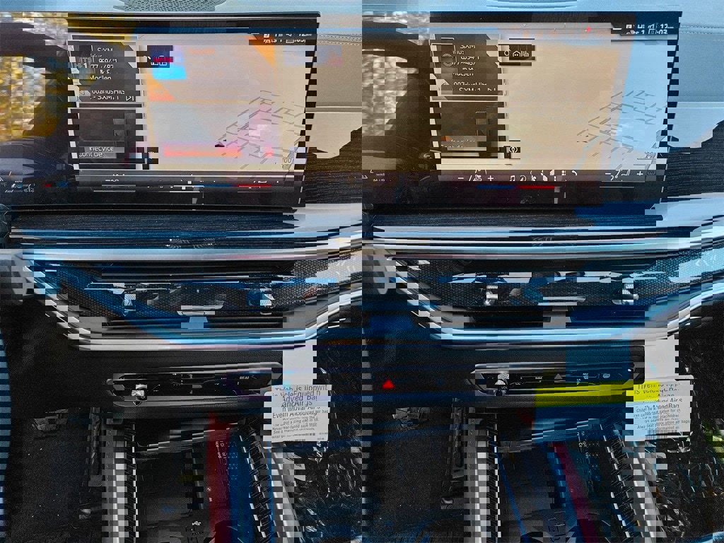 New 2026 BMW X6 xDrive40i w/ Climate Comfort Package image 15