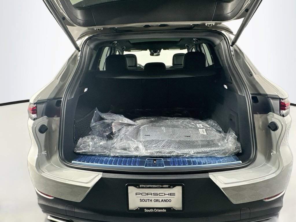 New 2026 Porsche Cayenne AWD/4WD image 28