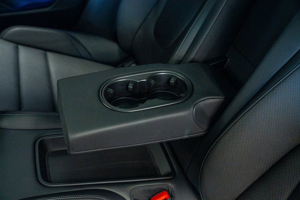 Used 2022 Porsche Taycan 4S image 58