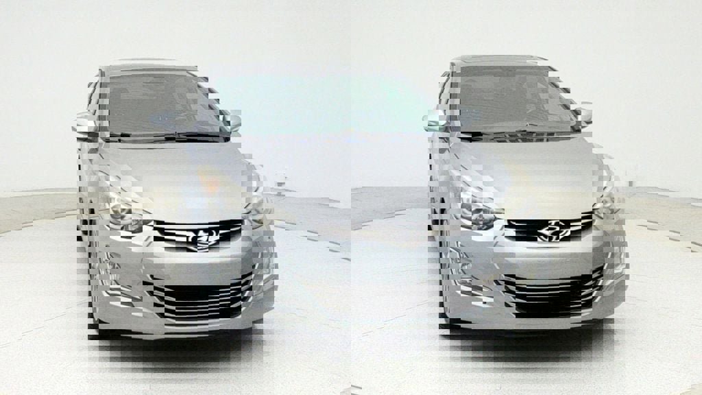 Used 2015 Hyundai Elantra Limited w/ Option Group 05 image 2