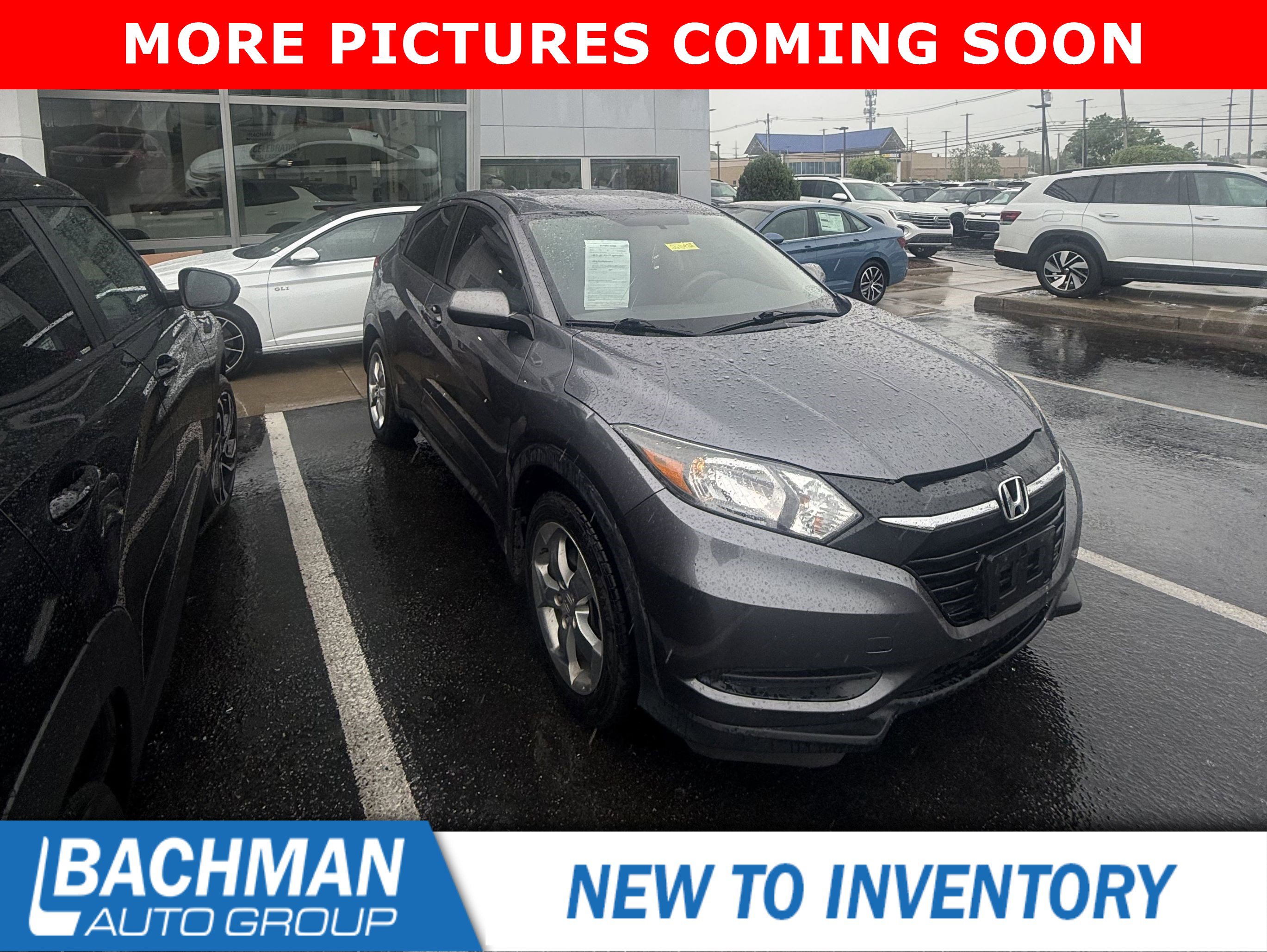 Used 2017 Honda HR-V LX image 2