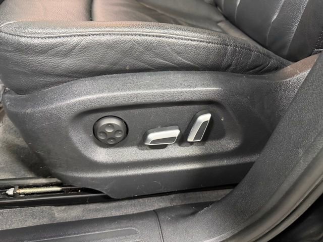 Used 2015 Audi Q5 2.0T Premium Plus w/ Technology Package image 23