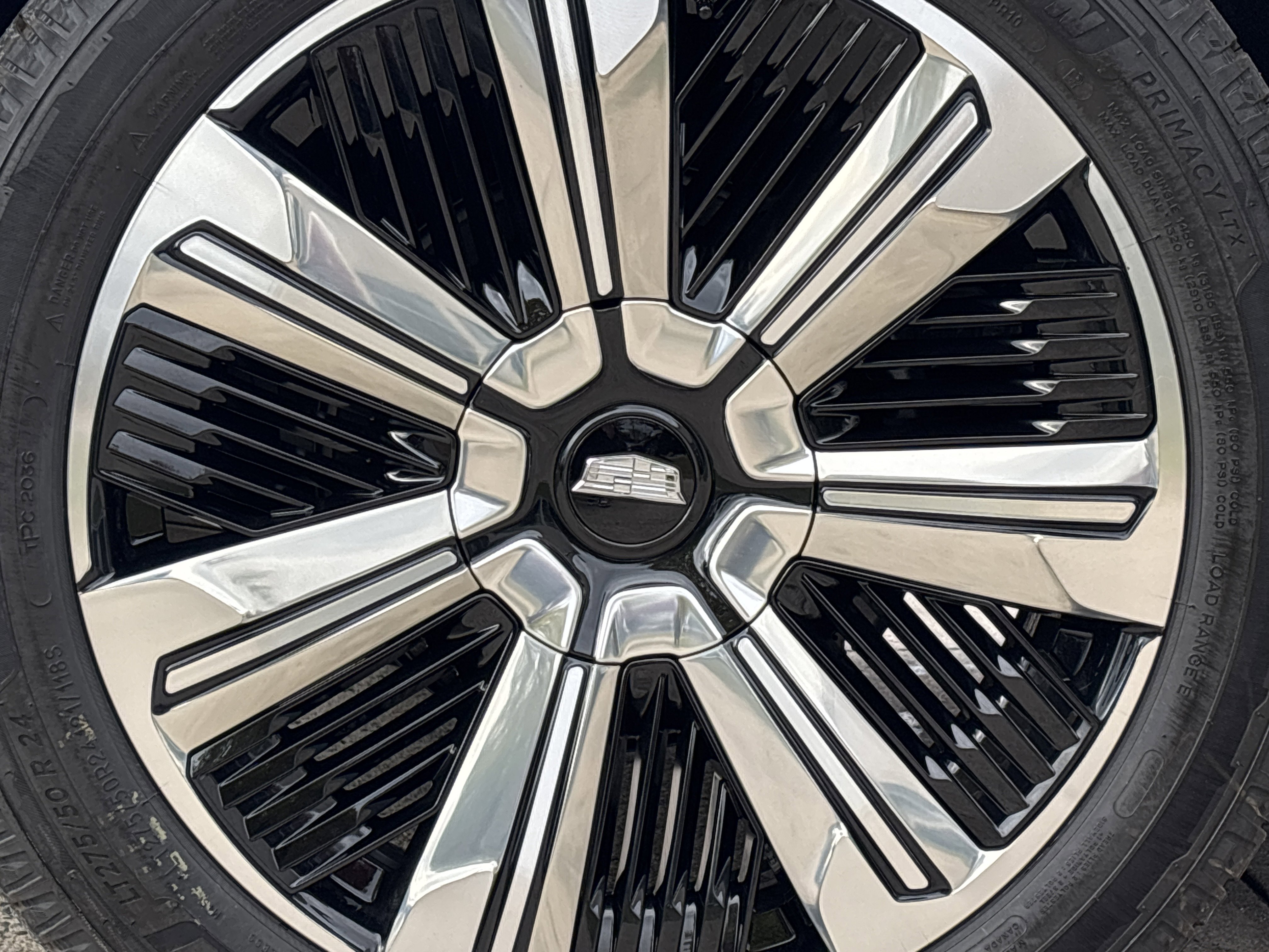 New 2026 Cadillac Escalade IQL Luxury image 18