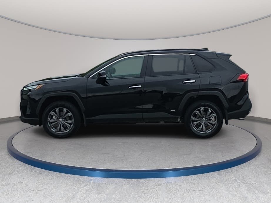Used 2023 Toyota RAV4 Limited AWD/4WD image 8