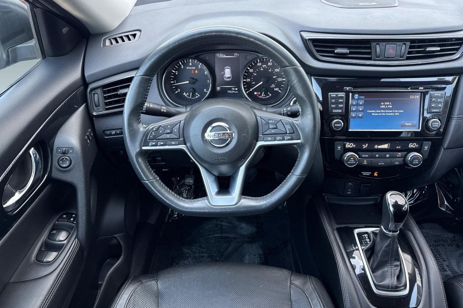 Used 2017 Nissan Rogue SL w/ SL Premium Package AWD/4WD image 31