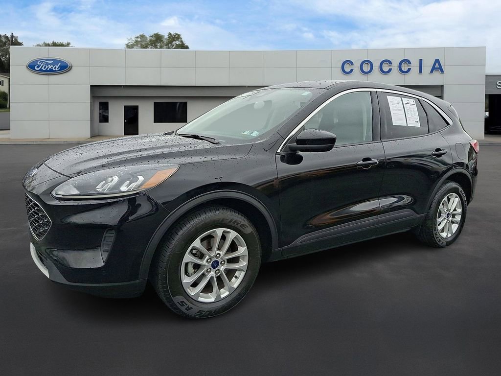 Certified 2020 Ford Escape SE image 1